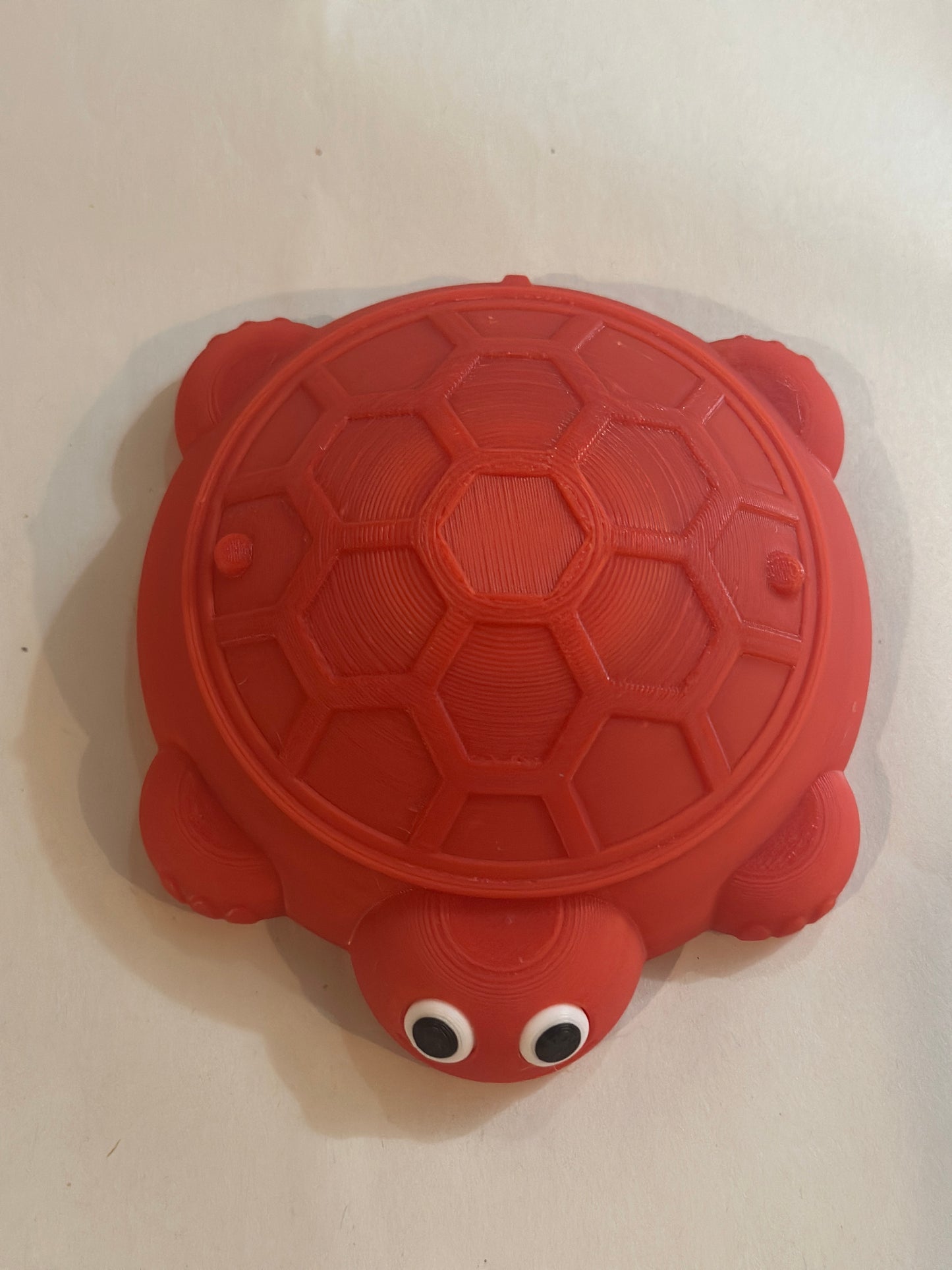 Mini Turtle Sandbox with Lid – 3D Printed Desktop Sand Tray Toy, Includes Accessories
