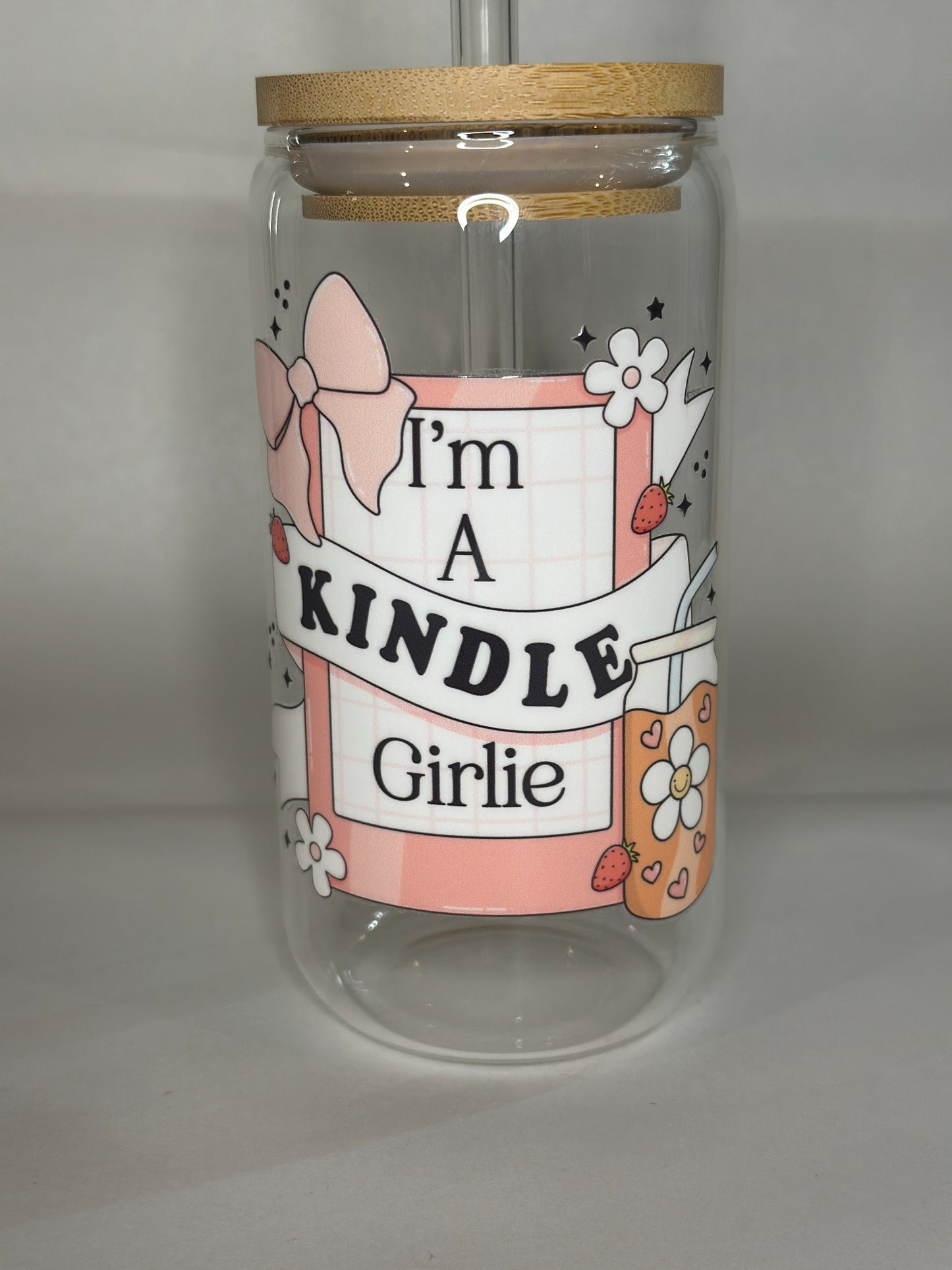 I'm a Kindle Girlie – 16oz Libby Glass Can with Bamboo Lid & Glass Straw – Aesthetic Book Lover Gift