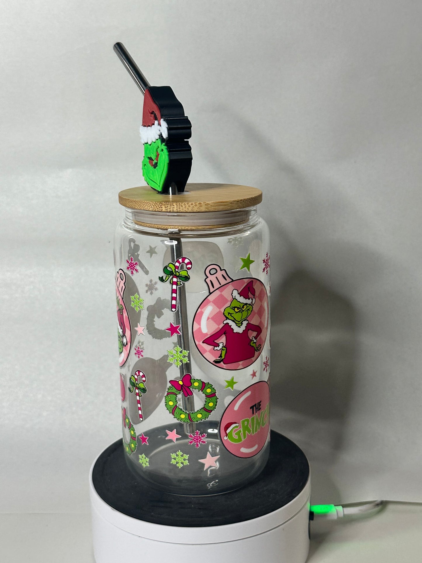 Grinchmas Vibes 16oz Libby Glass – Holiday Cup with Bamboo Lid & Straw