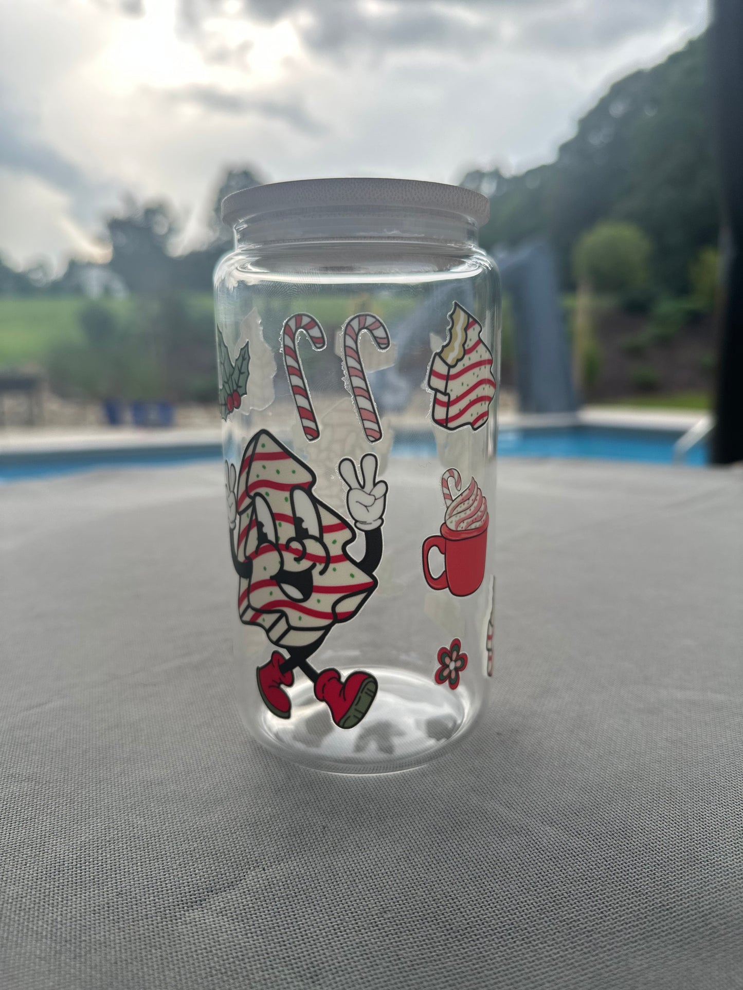 Peppermint Candy Christmas 16oz Libby Glass – Holiday Character Cup with Bamboo Lid